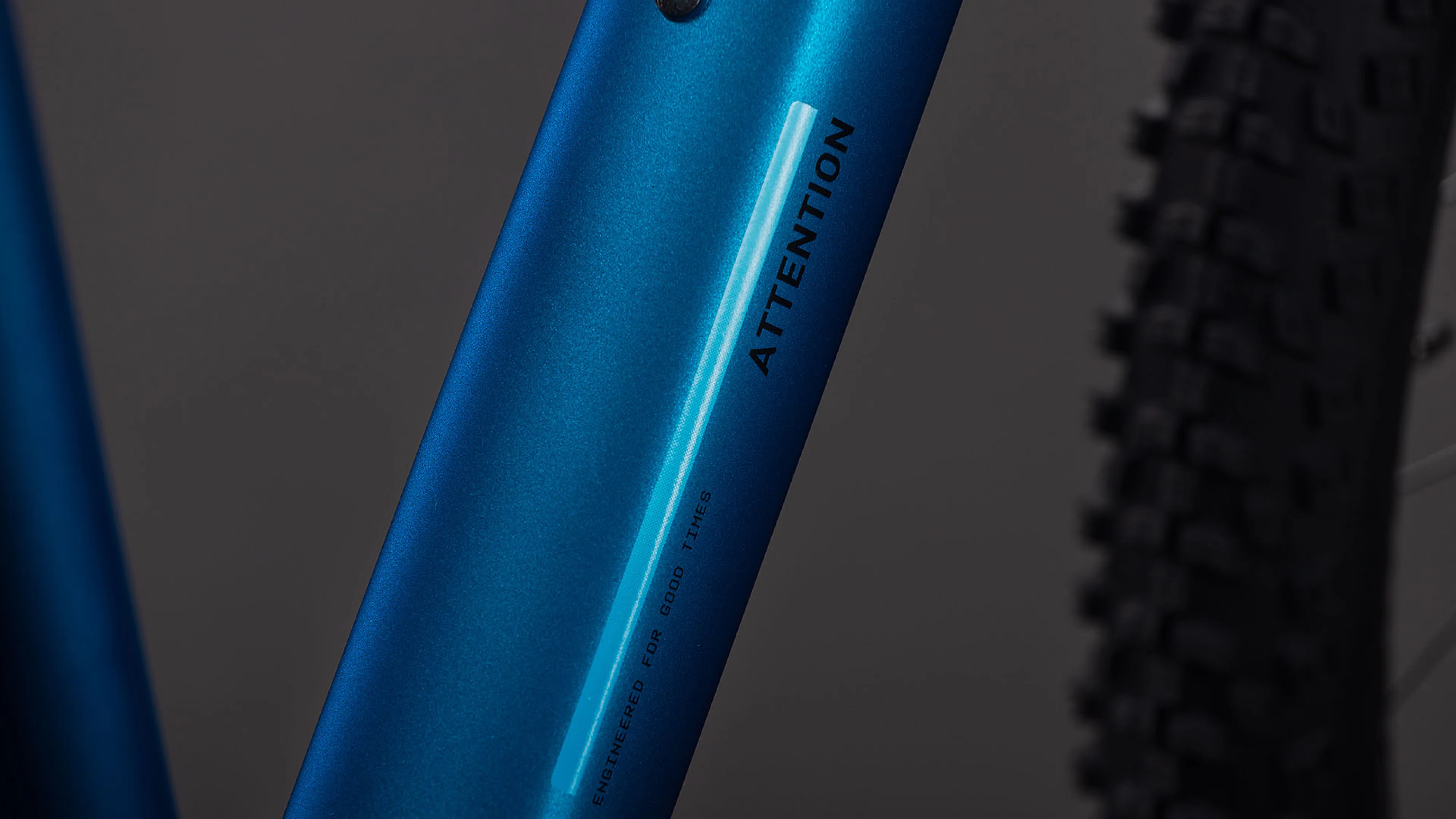 Cube Attention Pro electricblue´n´blue (2026) - Image 2