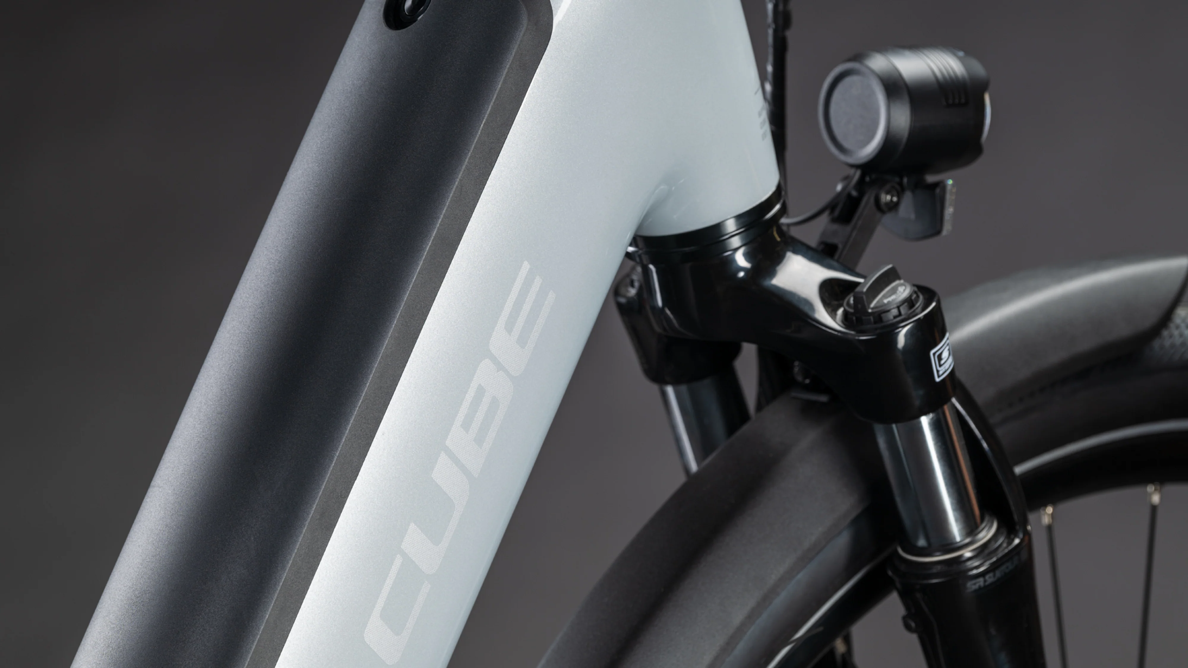 Cube Supreme Hybrid Comfort ONE 600 Easy Entry foggrey´n´reflex (2026) - Image 3