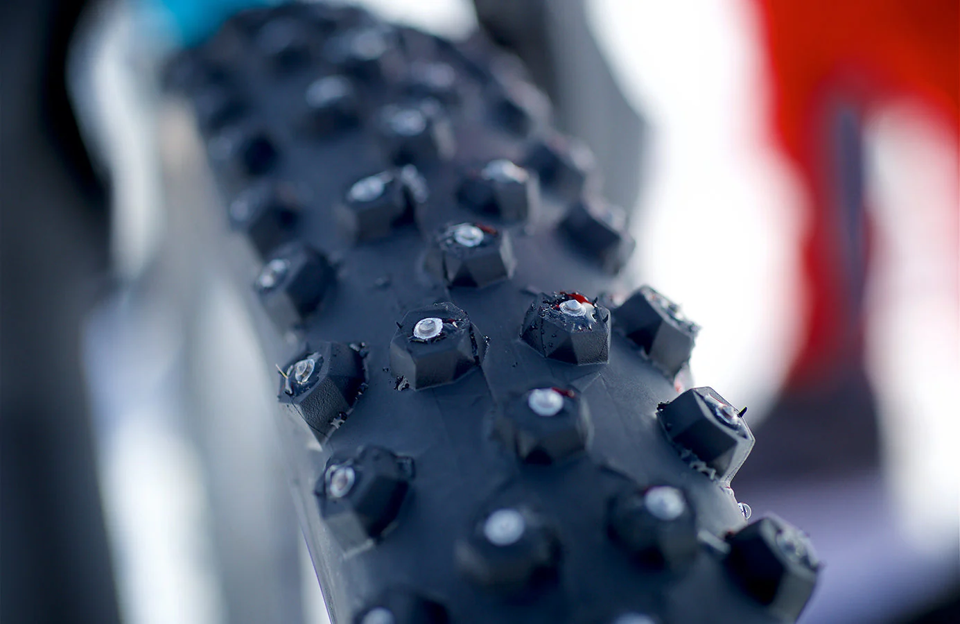 Schwalbe Ice Spiker Pro Faltreifen Performance DD RaceGuard SnakeSkin TLE 27.5x2.25" schwarz - Image 4