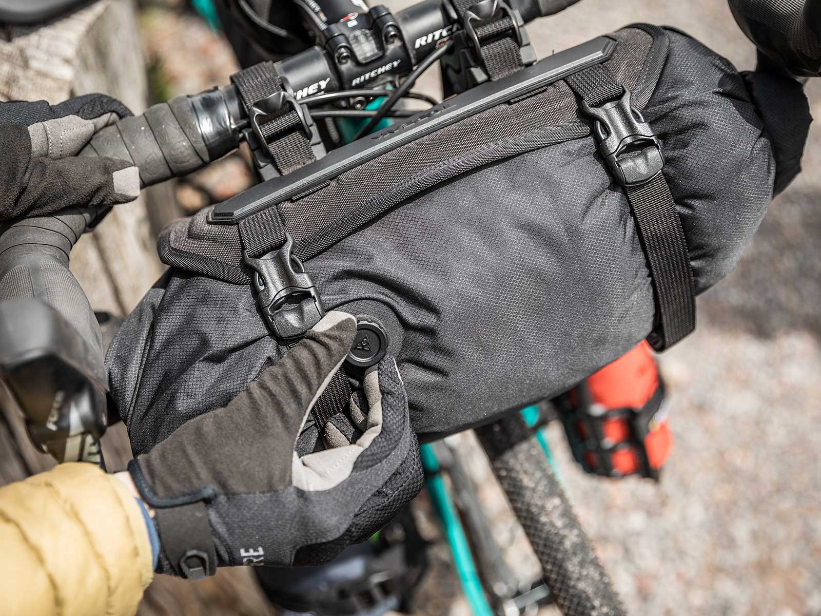 Topeak FrontLoader Lenkertasche schwarz - Image 4