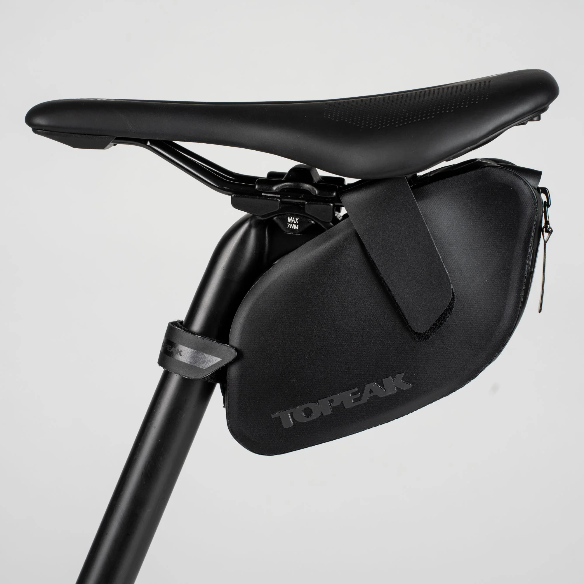 Topeak Weatherproof DynaWedge Large, Strap Mount - Image 4